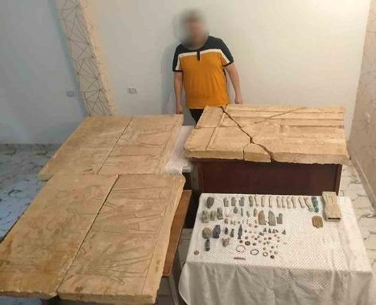 القطع الأثرية المضبوطة