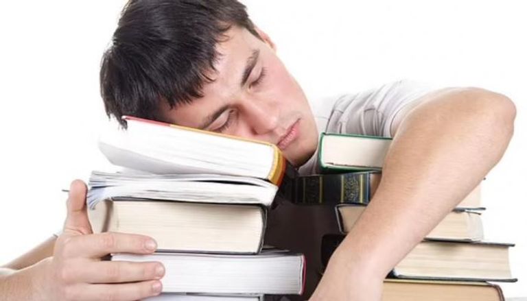 دراسة تحذر من قلة النوم