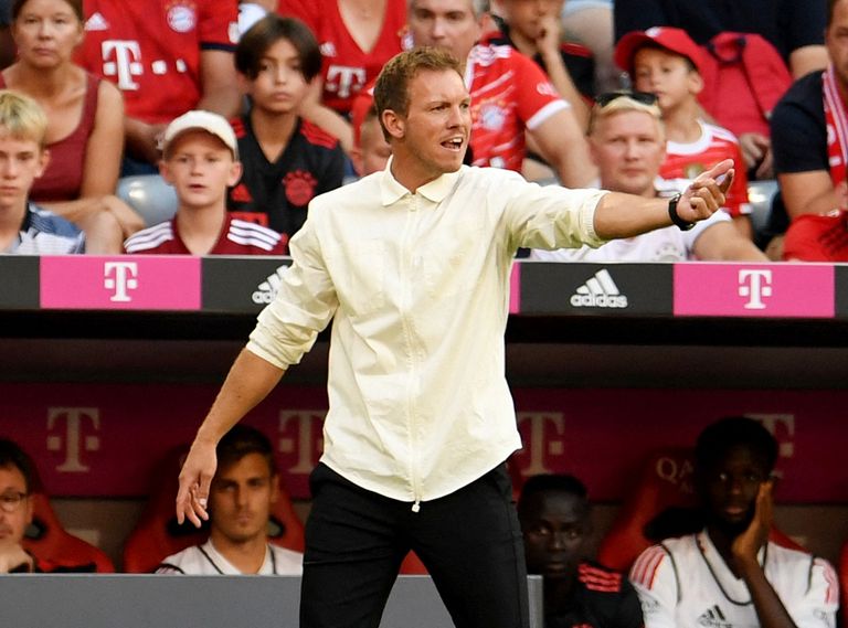 رونالدو على دكة البدلاء