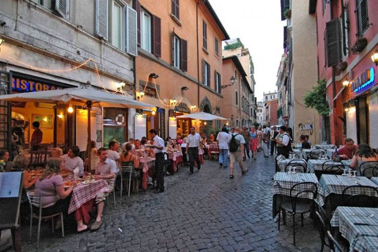 تراستيفيري أحد أماكن السياحة في روما السياحة في روما.. 6 أماكن ساحرة في عاصمة الجمال