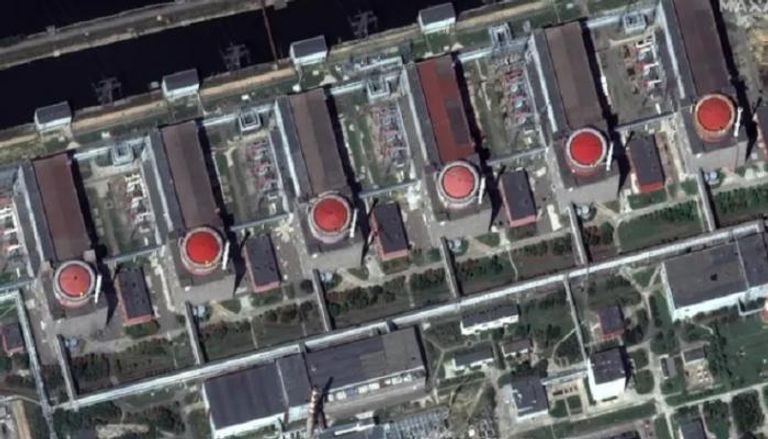 صورة للأقمار الصناعية لمفاعلات بمحطة زابوريجيا