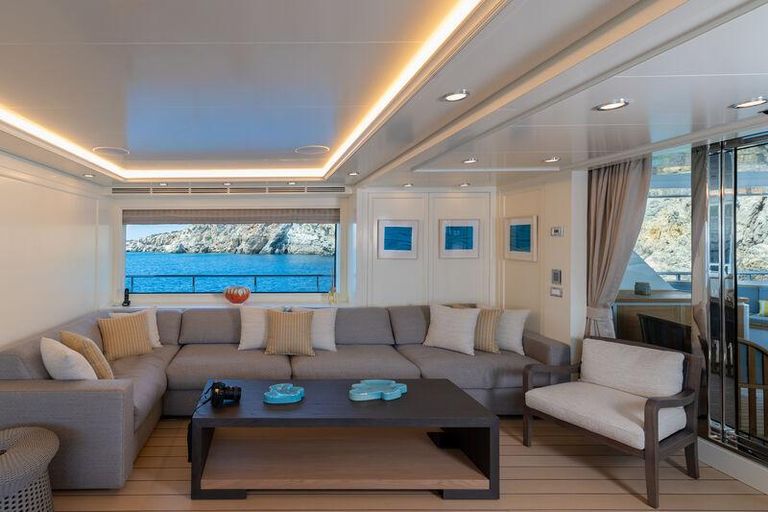 اليخت الجديد من فئة الخمس نجوم 