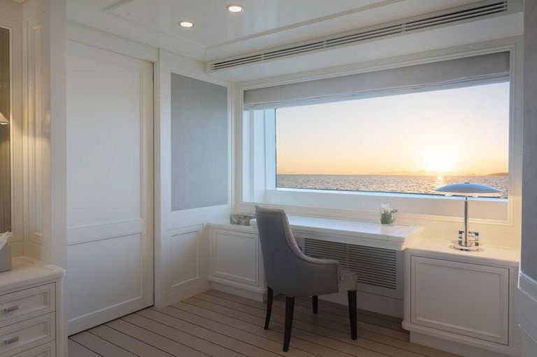 اليخت الجديد من فئة الخمس نجوم 