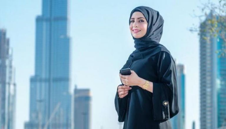 المرأة الإماراتية شكلت حضورا لافتا في المشهد الثقافي- أرشيفية