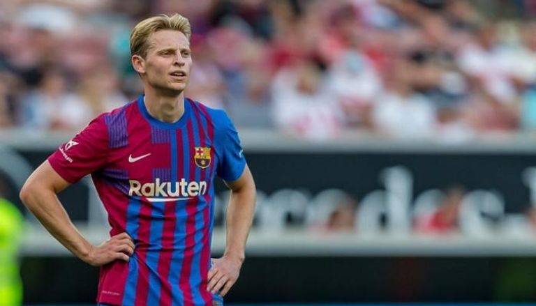 فرينكي دي يونج نجم برشلونة كريستيانو رونالدو نجم مانشستر يونايتد