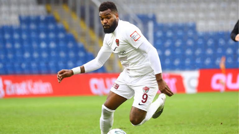 أرون بوبندزا