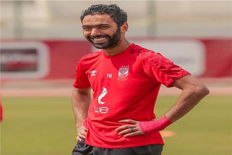 حسين الشحات لاعب الأهلي المصري