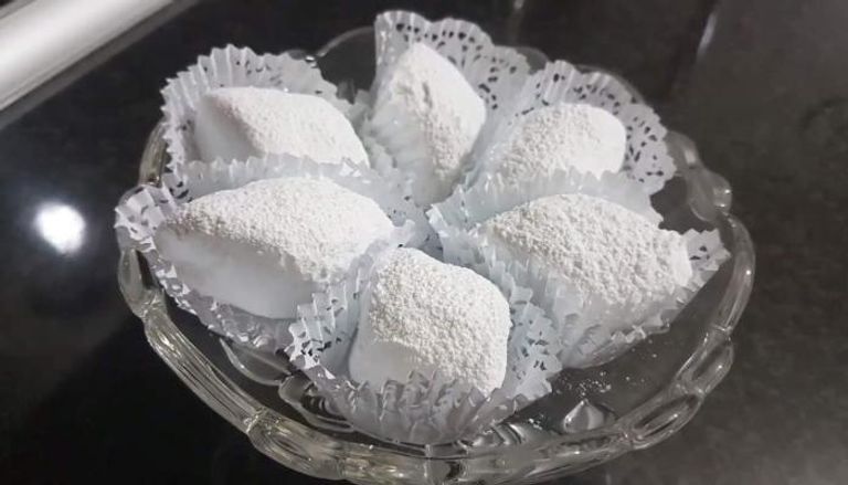 حلوى مقروط اللوز الجزائرية