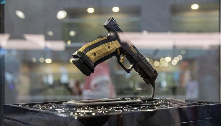 مسدس العوجا يبلغ سعره 115 ألف ريال سعودي