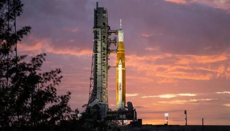 ناسا تستعد للعودة إلى القمر خلال ساعات