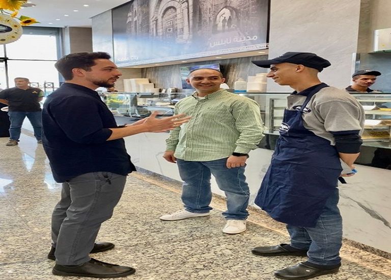  ولي العهد الأردني وطالب الثانوية العامة 