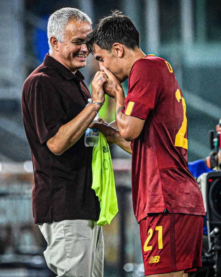 ديبالا ومورينيو