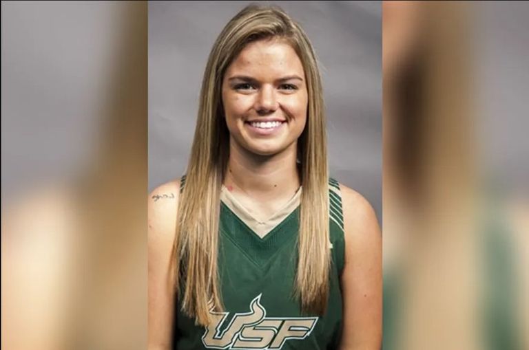 مذيعة الأخبار الأمريكية نينا باتشولكي