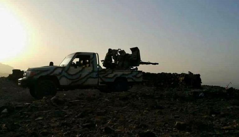 جانب من تصدي الجيش اليمني لهجوم الحوثي على تعز