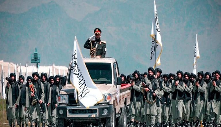 استعراض عسكري لـ