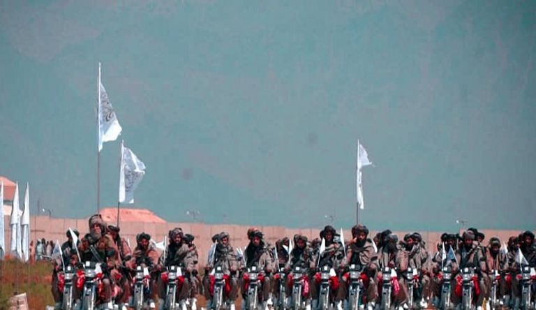 استعراض عسكري لـ