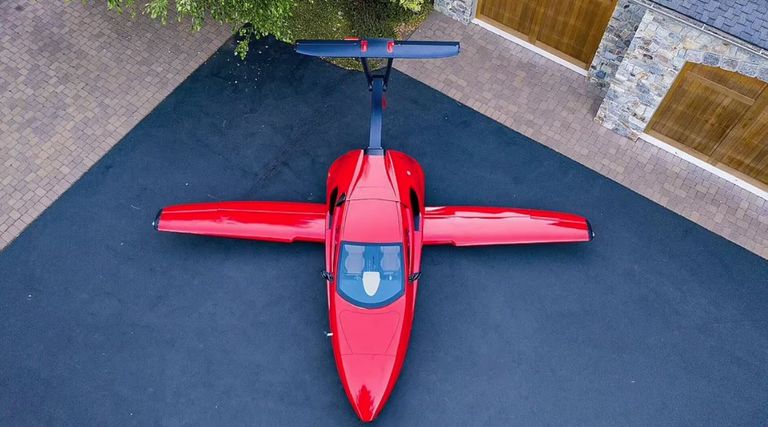 Switchblade، أول سيارة رياضية طائرة ثلاثية العجلات في العالم