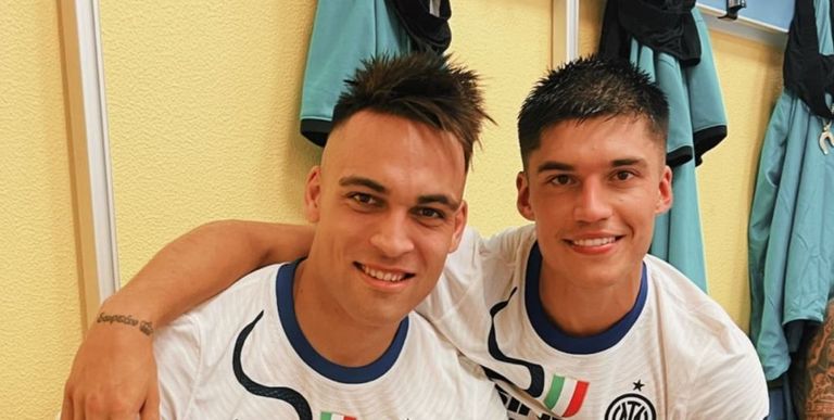 لاوتارو مارتينيز وخواكين كوريا ميلان وإنتر ميلان في الديربي