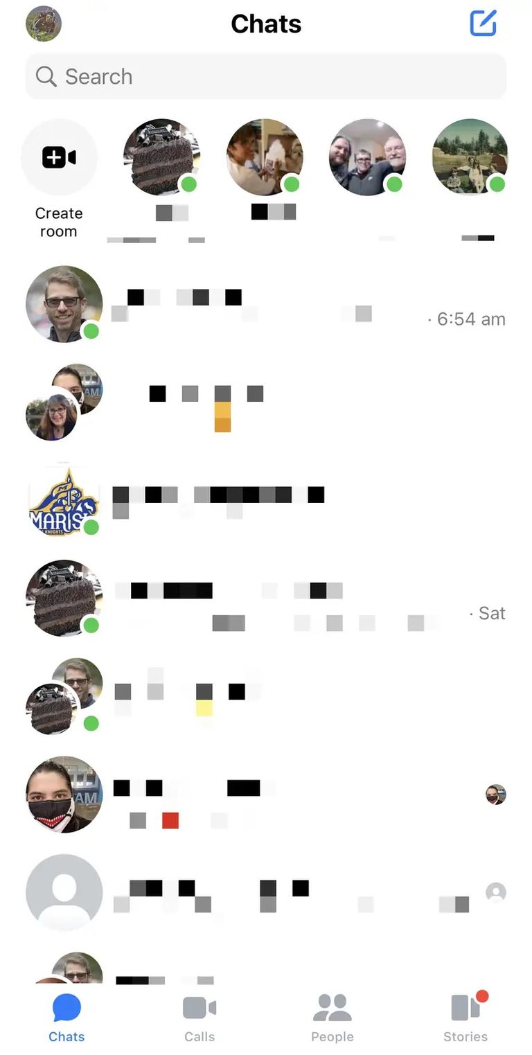 Facebook Messenger واتساب - أرشيفية