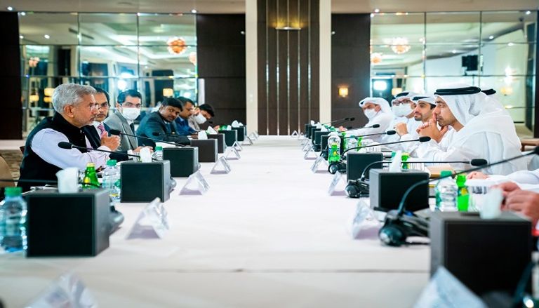 الشيخ عبدالله بن زايد آل نهيان والدكتور سوبرامنيام جاي شانكار 