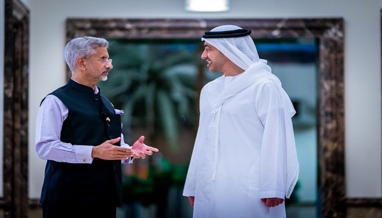 الشيخ عبدالله بن زايد آل نهيان والدكتور سوبرامنيام جاي شانكار 