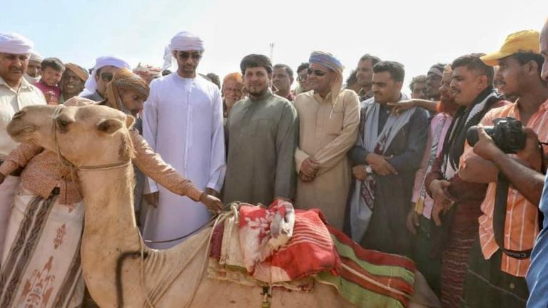 مهرجان الشيخ زايد يتوج فعاليته في سقطرى بعرس جماعي
