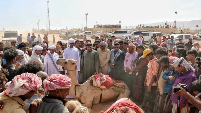 مهرجان الشيخ زايد يتوج فعاليته في سقطرى بعرس جماعي
