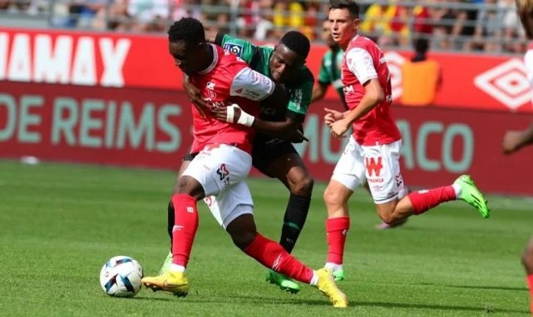 لانس يفشل في مواصلة التقدم في الدوري الفرنسي