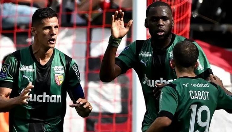 لانس يفشل في مواصلة التقدم في الدوري الفرنسي