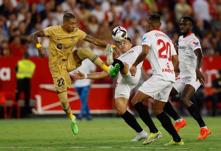 فرحة برشلونة بهدف رافينيا