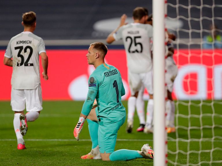 مارك أندريه تير شتيجن حارس مرمى برشلونة ضد بايرن ميونخ