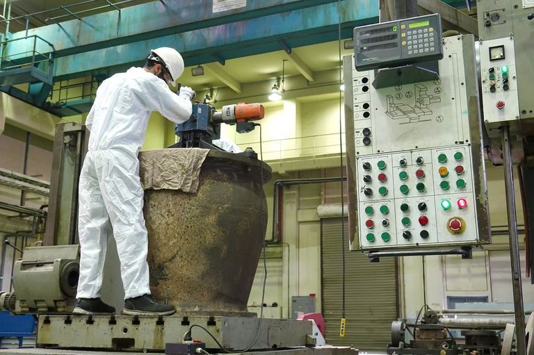 إحدى محطات التحلية في السعودية- أرشيفية