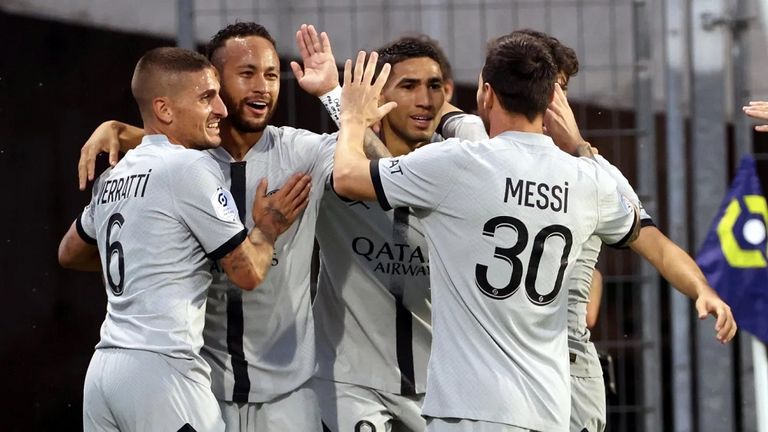 باريس سان جيرمان ليونيل ميسي وكيليان مبابي ونيمار في باريس سان جيرمان