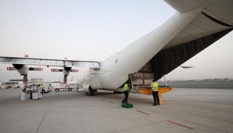  أولى طائرات المساعدات الإنسانية تنطلق من دبي إلى باكستان