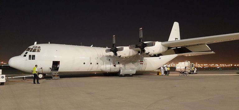 أولى طائرات المساعدات الإنسانية تنطلق من دبي إلى باكستان