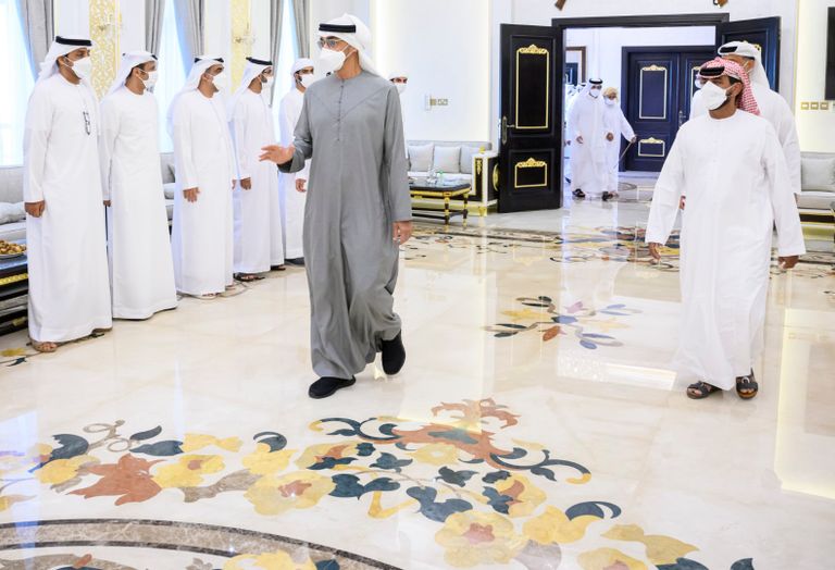 الشيخ محمد بن زايد آل نهيان يزور منزل سلطان النيادي