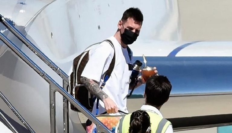 ليونيل ميسي نجم باريس سان جيرمان كريستوف جالتييه مدرب باريس سان جيرمان