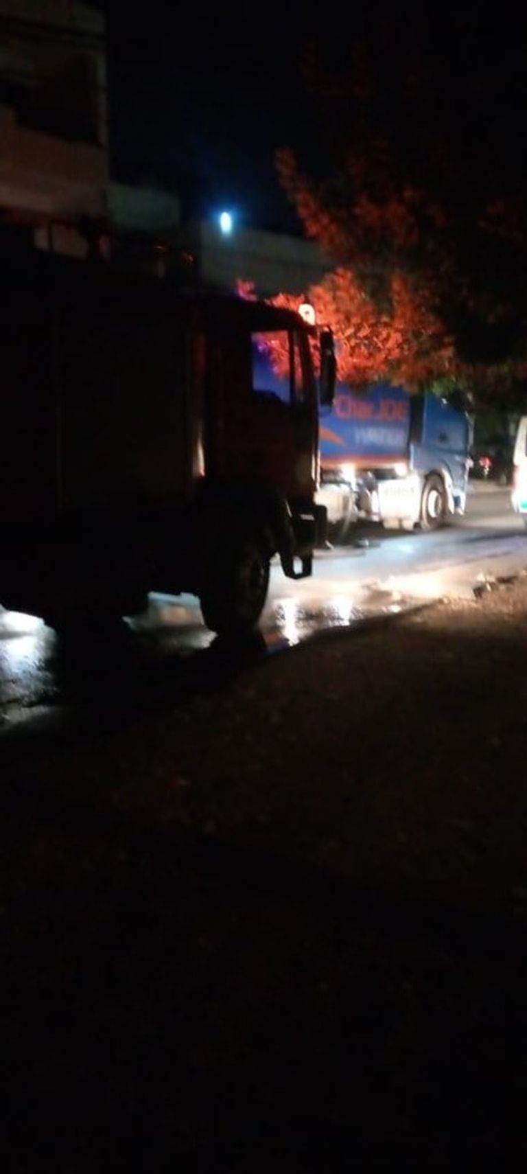 جانب من الحريق