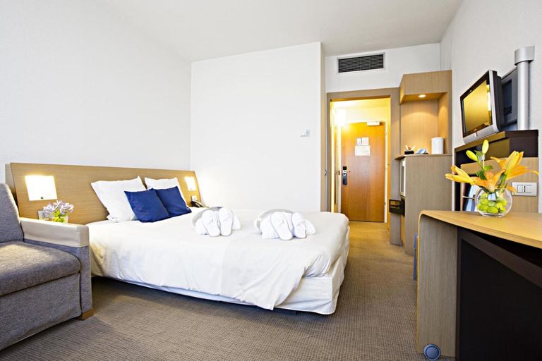 فندق نوفوتيل جنوا سيتي أحد أفضل الفنادق في جنوا السياحة في جنوا..أجمل الأماكن وأفضل الفنادق