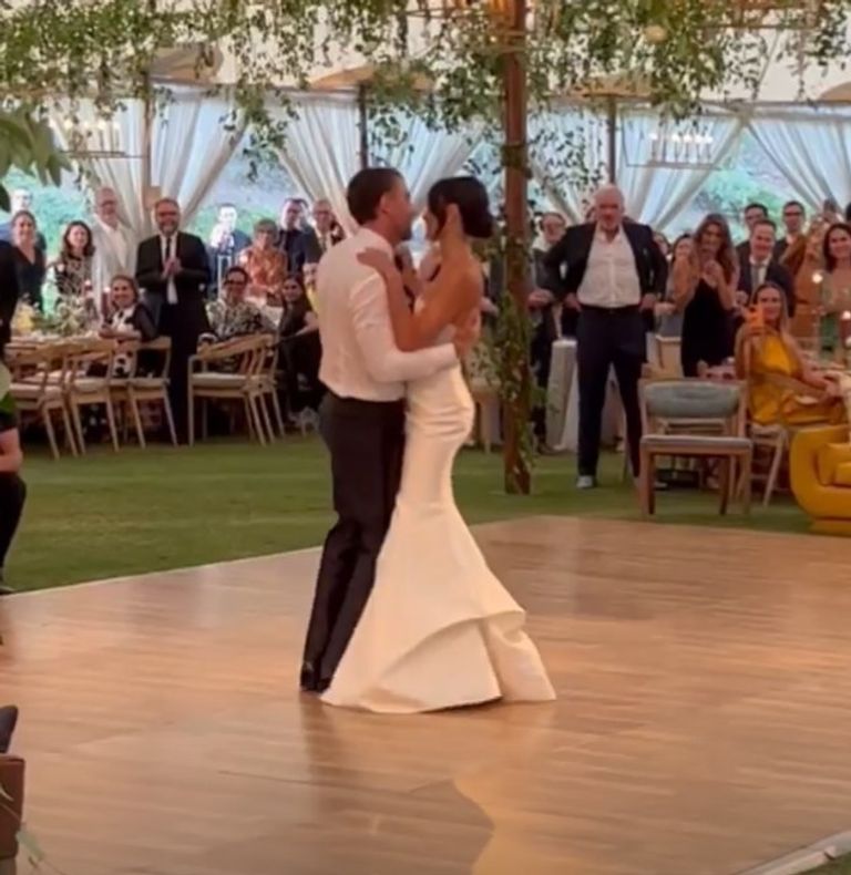 زفاف الممثلة الأمريكية جوردانا بروستر