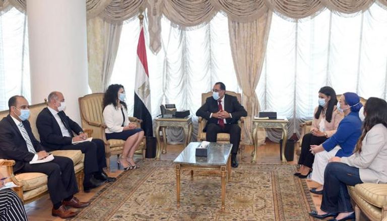 لقاء رئيس الحكومة المصرية والرئيسة التنفيذية لصناديق الاستثمار في المناخ