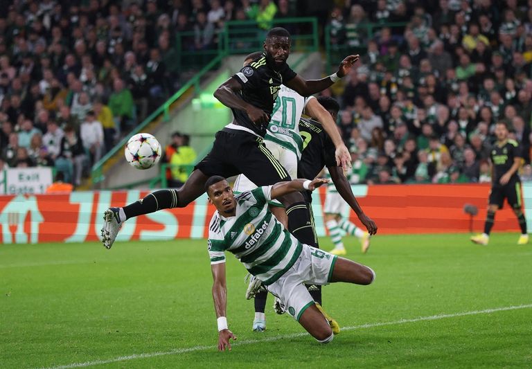 من مباراة سيلتيك وريال مدريد في دوري أبطال أوروبا