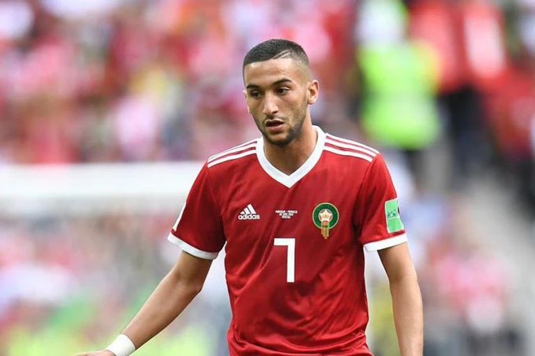 حكيم زياش وليد الركراكي مدرب منتخب المغرب