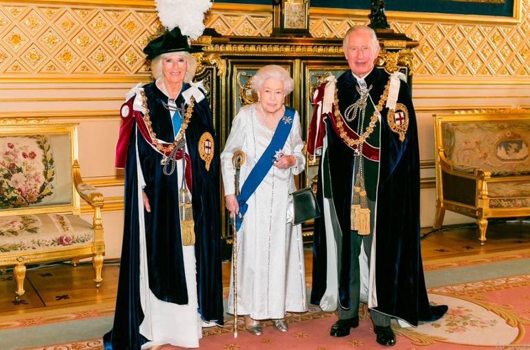 الملك تشارلز يخلف والدته الراحلة الملكة إليزابيث الثانية