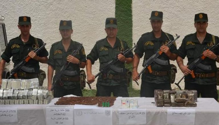 عناصر من الجيش الجزائري - أرشيفية