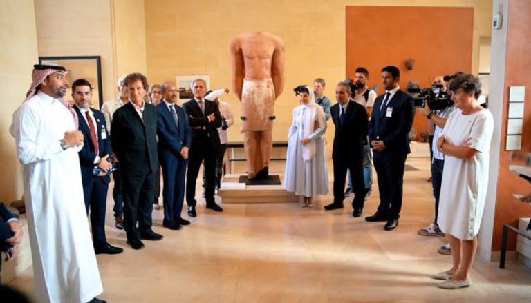 عرض تمثال من العلا السعودية في متحف اللوفر بباريس