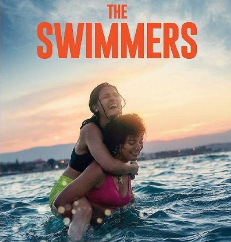 البطلتان الحقيقيتان لفيلم السباحتان