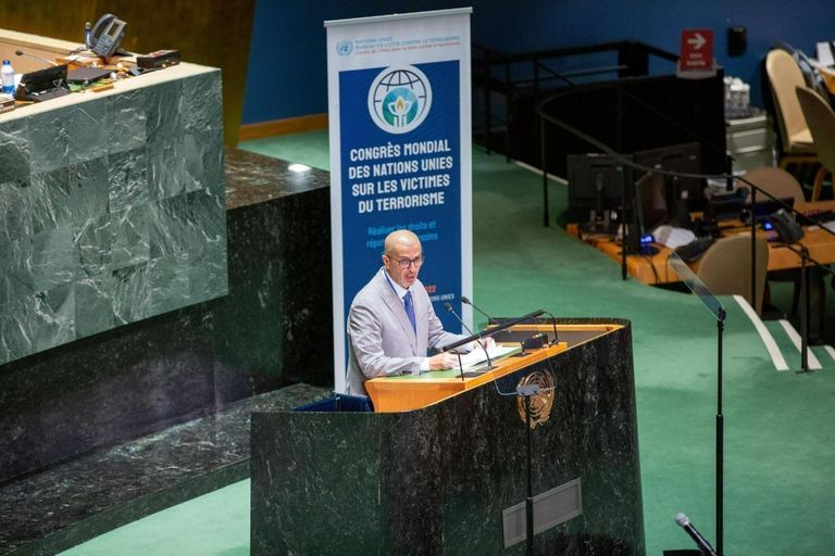 ضرار بالهول الفلاسي خلال كلمته بالمؤتمر