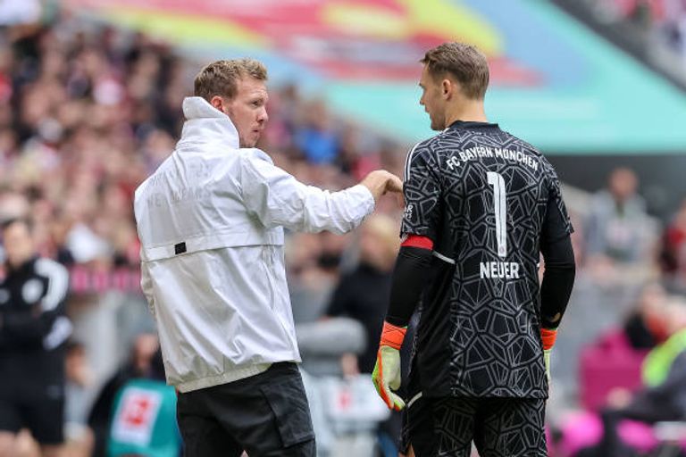 مانويل نوير مع مدربه جوليان ناجلسمان