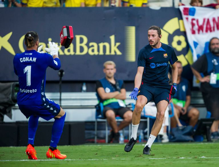 من فوز برشلونة على قادش